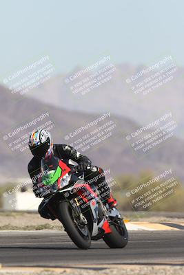 media/Oct-26-2025-Race Pace (Sun) [[c1447ca738]]/Non Verified (1st 20 Minutes of every Hour)/4-Turn 14 (1110am)/